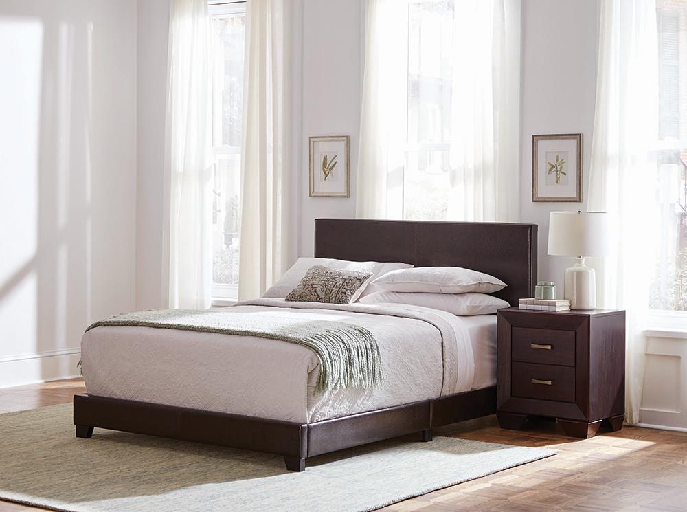 Dorian - CALIFORNIA KING BED 4 PC SET