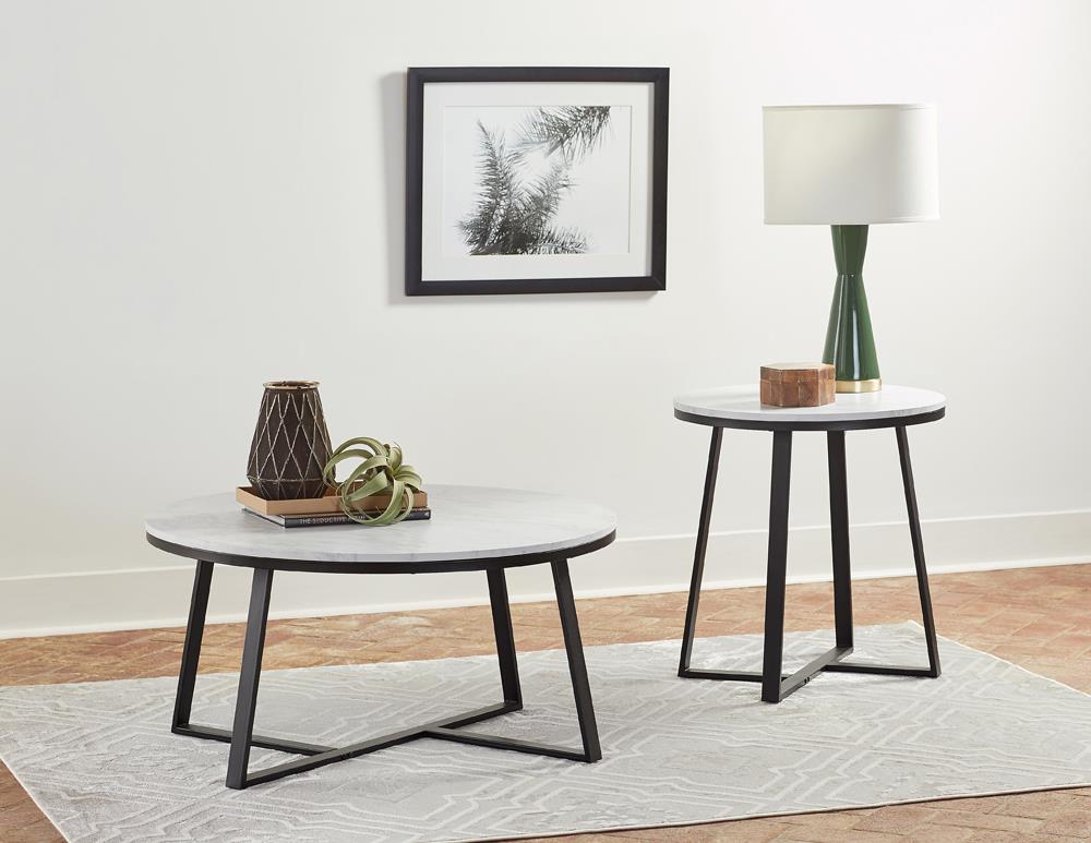 Hugo - END TABLE