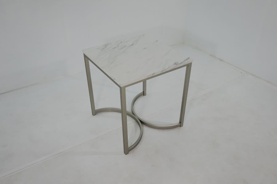 Leona - END TABLE