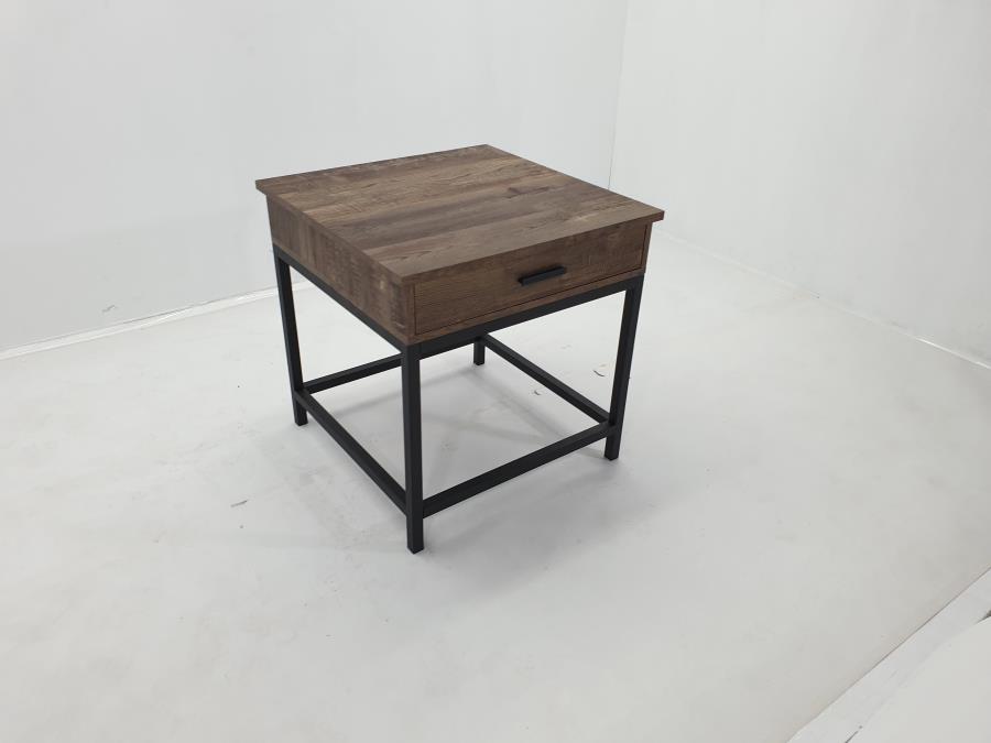 Byers - END TABLE