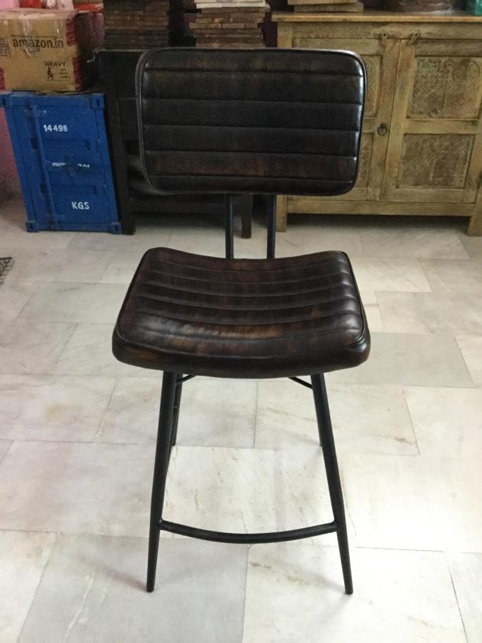 Partridge - COUNTER STOOL