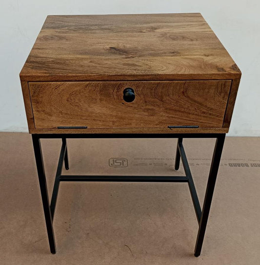 Stephie - END TABLE