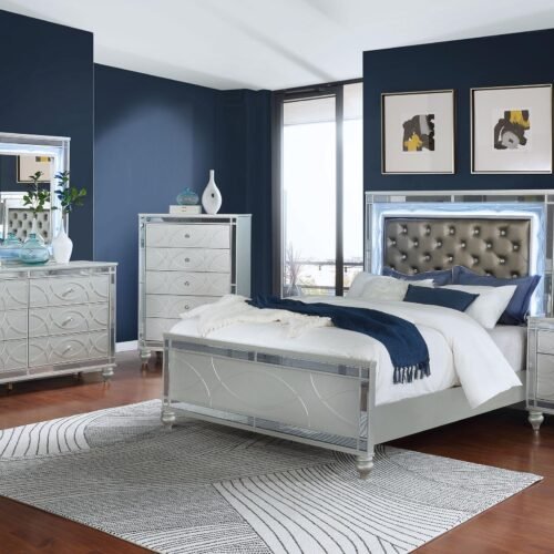 Gunnison 5-piece Eastern King Bedroom Set Silver Metallic