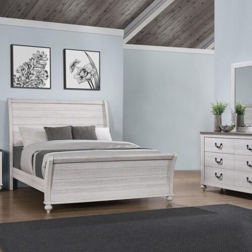 Stillwood 4-piece Eastern King Bedroom Set Vintage Linen