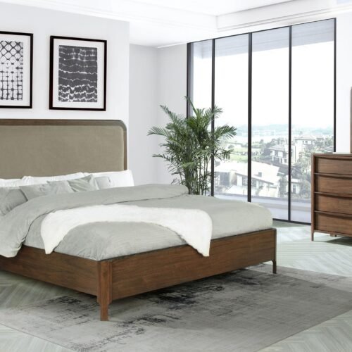 Maderia 4-piece California King Bedroom Set Walnut